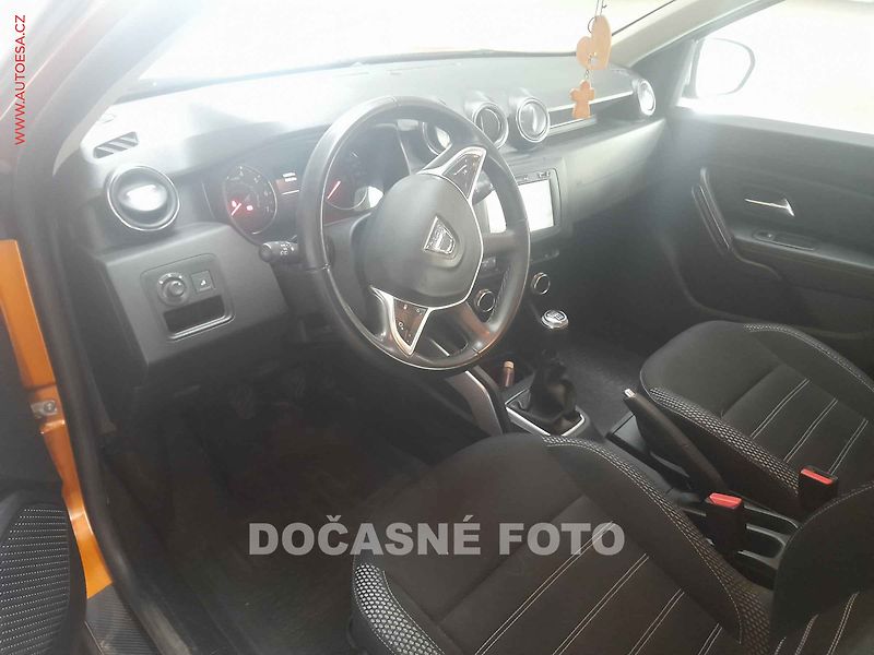 Dacia Duster (2019) 1.6i 4x4, 2.maj,ČR, navi - fotka 3 z 3