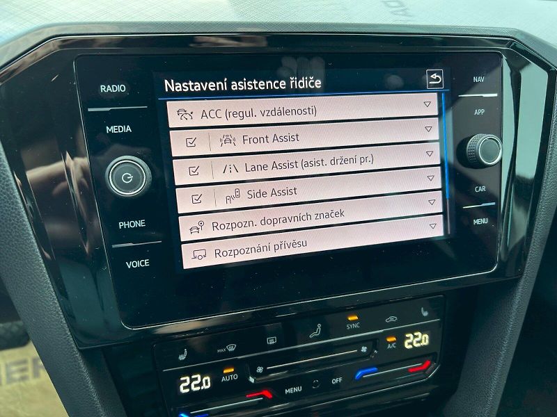 Volkswagen Passat (2021) Business 2.0 TDI 110 kW DSG Va - fotka 21 z 29