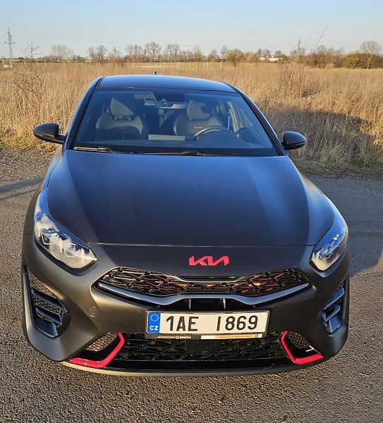 Kia ProCeed (2024) 1.6 ProCeed/150kW GT/matná - fotka 3 z 14