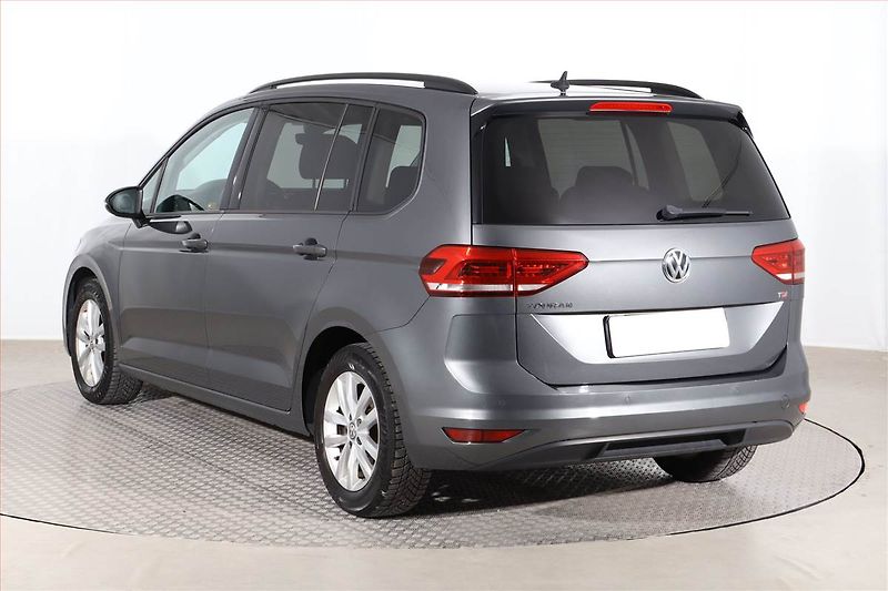 Volkswagen Touran (2017) 1.6 TDI, Serv.kniha, Tempomat - fotka 4 z 23