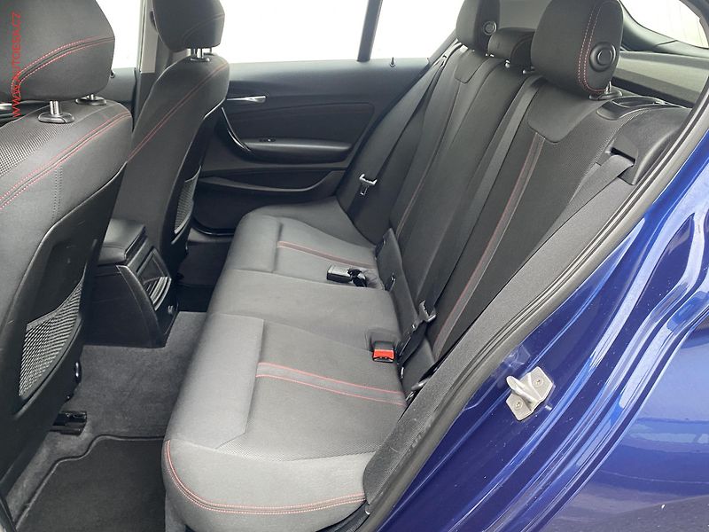 BMW Řada 1 (2015) 1.5i 118i, Sport Line, AT - fotka 10 z 20