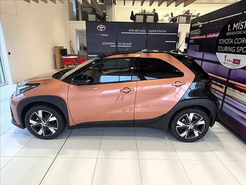 Toyota Aygo 1,5   X Style 2026 - fotka 4 z 8