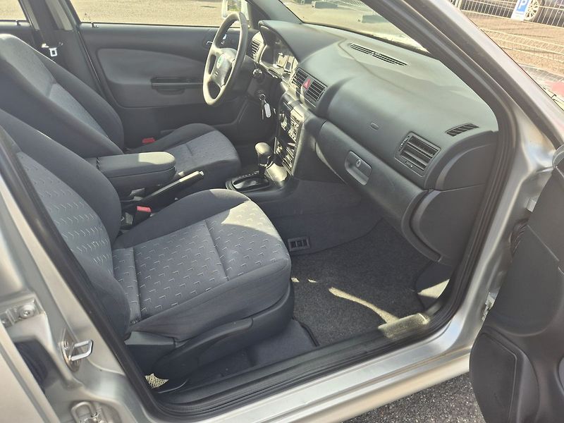 Škoda Octavia (2002) 1.9TDi 66Kw AUTOMAT - fotka 10 z 22