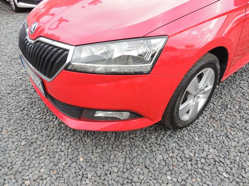 Škoda Fabia (2018) 1.0MPi,55kw,Amb,1.maj,ČR - fotka 12 z 43