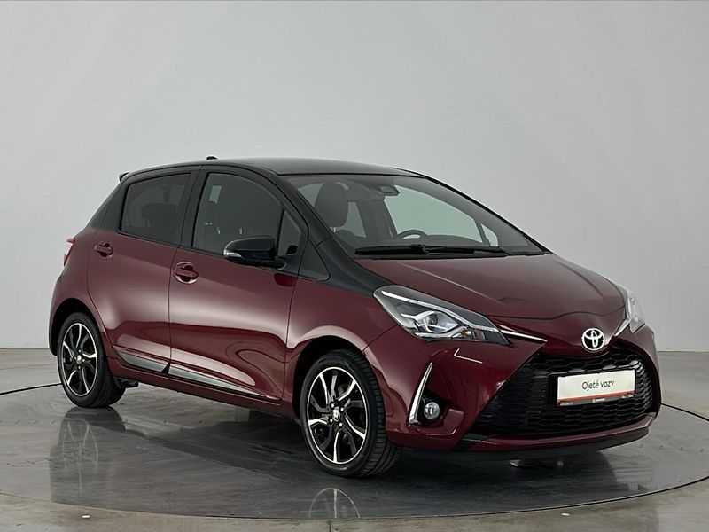 Toyota Yaris Hatchback - fotka 14 z 30