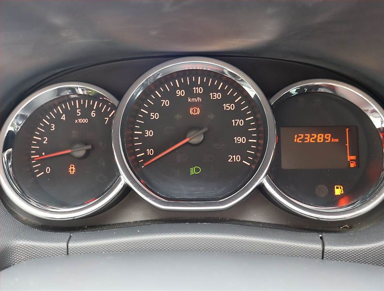 Dacia Duster (2014) 1.2 TCe, Navi, Tempomat - fotka 11 z 19