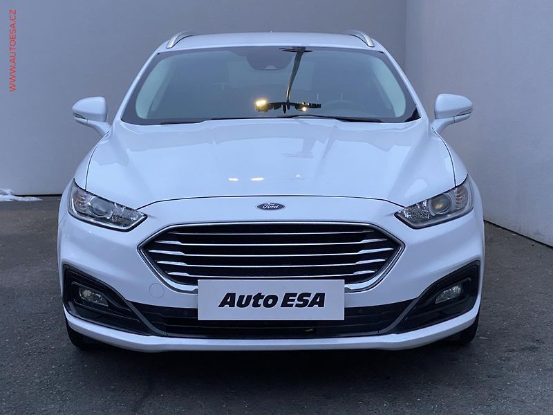 Ford Mondeo (2019) 2.0TDCi, AT, navi, xenon - fotka 2 z 17
