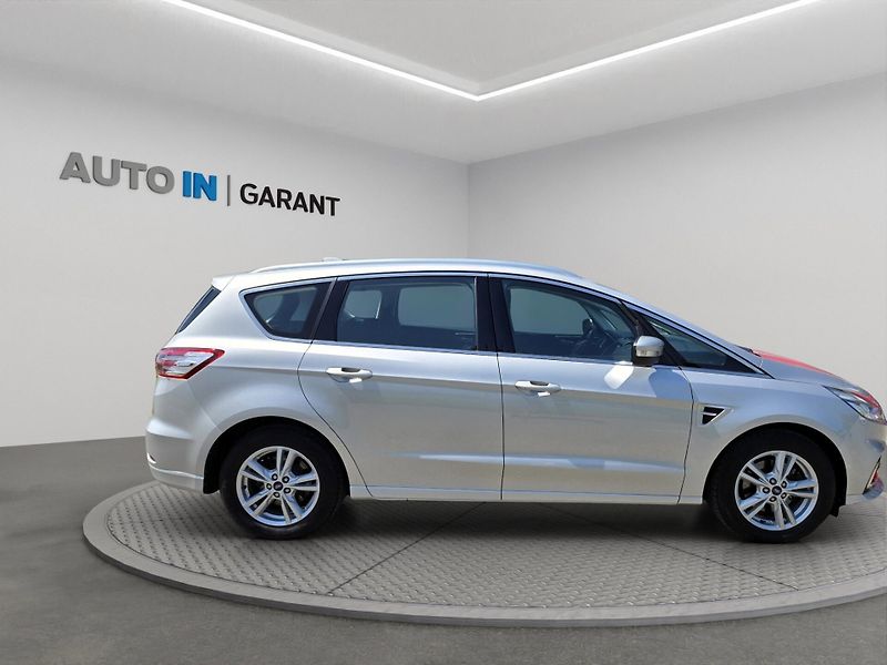Ford S-MAX (2021) Titanium 2,0 nafta 110kw/150PS - fotka 11 z 22