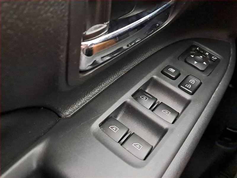 Mitsubishi Outlander (2019) 2.0, 4X4, Automat, ČR,1.maj - fotka 20 z 21
