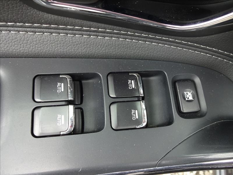 Kia Ceed 1,6 CRDi 100kW GT LINE - fotka 19 z 50
