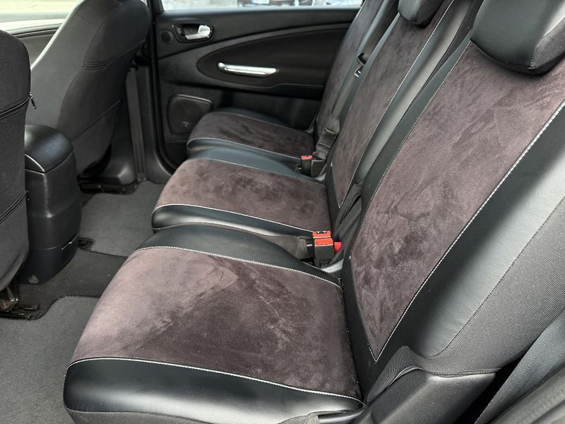 Ford S-MAX 1.8TDCi 92kW - fotka 17 z 18
