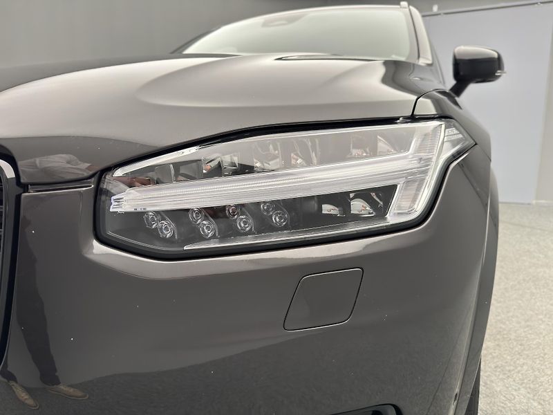 Volvo XC90 B5 AWD ULTIMATE AUT  - fotka 22 z 57