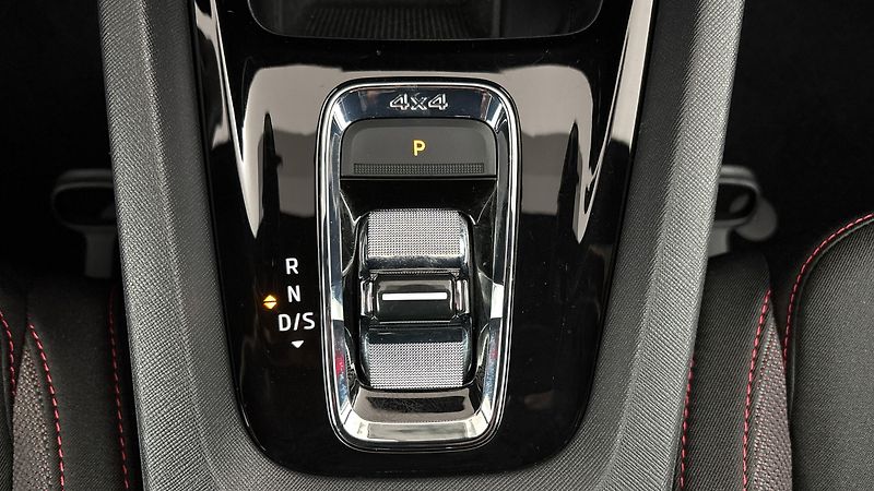 Škoda Octavia 2.0 TDI DSG 4x4 RS Combi - fotka 23 z 27