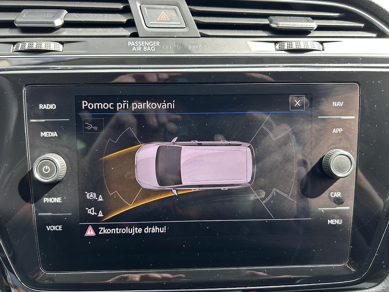 Volkswagen Touran (2021) 2.0 TDi 110KW DSG  - fotka 30 z 31
