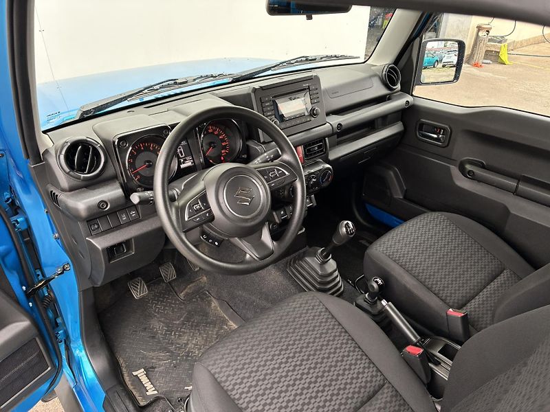 Suzuki Jimny 1.5 VVT 75kW Allgrip Premium T - fotka 5 z 20