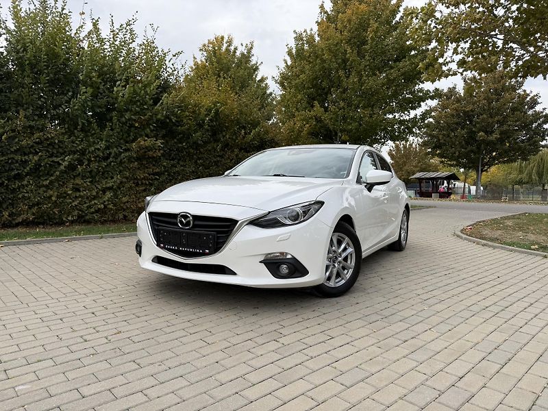 Mazda 3 2.0 Center-Line - fotka 1 z 34