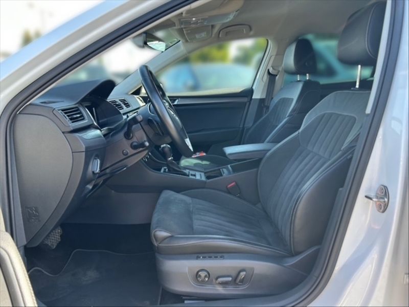 Škoda Superb 2,0 TSI 206 Style 4x4 AT - fotka 7 z 11