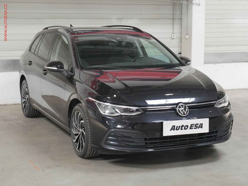 Volkswagen Golf (2020) 2.0 TDi, ČR, Life - fotografie inzerátu