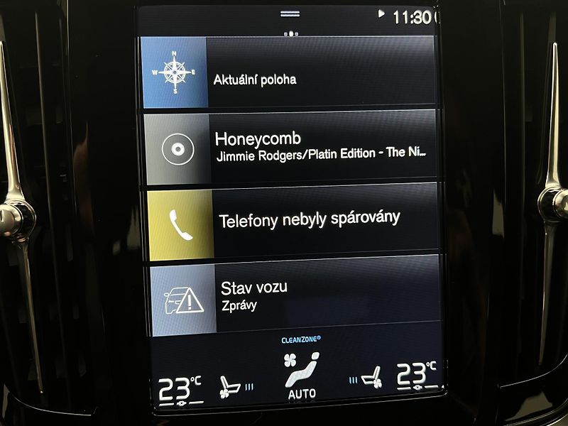 Volvo V90 CC D5 AWD PRO CZ 1. maj. - fotka 25 z 44