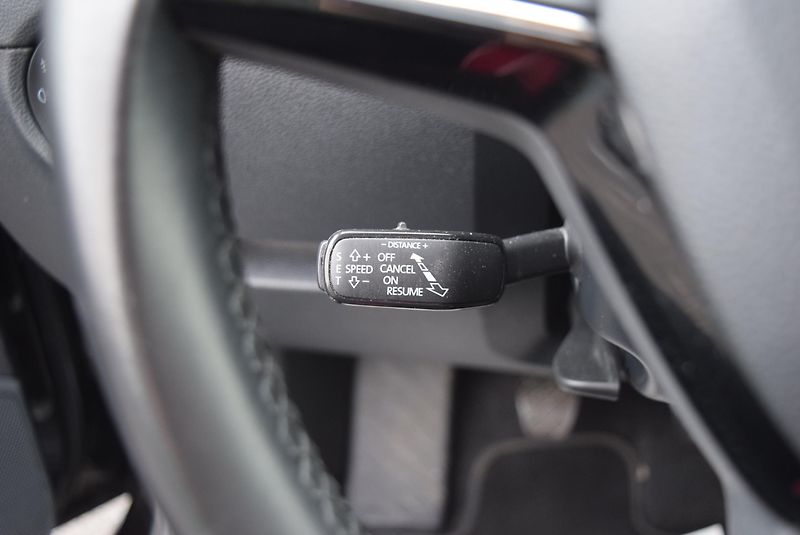 Škoda Octavia (2020) 2.0TDI 110kwSOLEIL VIRTUAL KAM - fotka 34 z 48