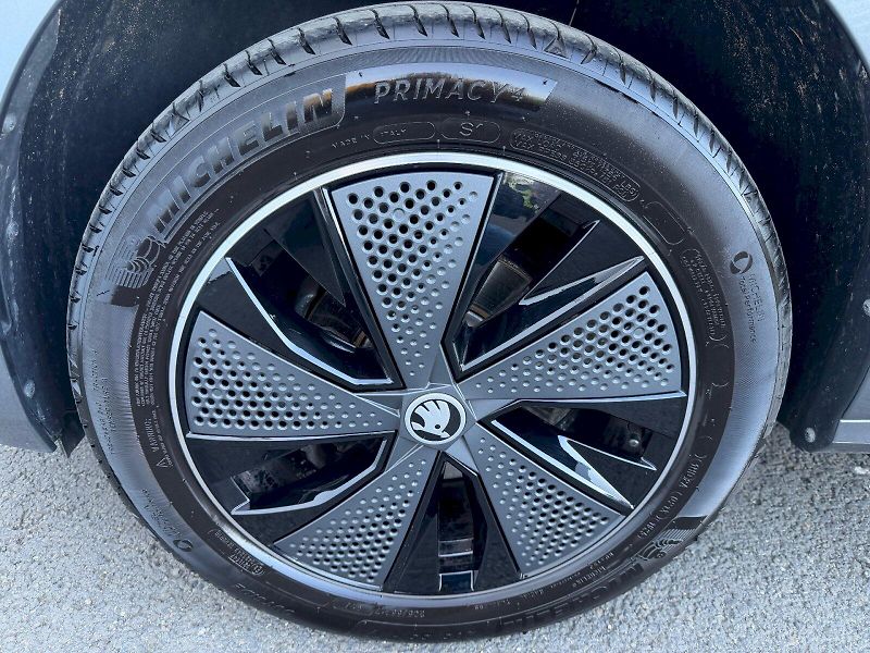 Škoda Kamiq (2025) 1.0 TSI 85kW DSG Monte Carlo - fotka 35 z 35