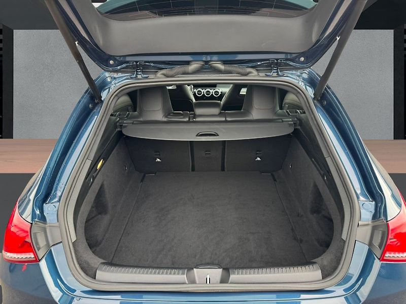Mercedes-Benz CLA 200d AMG Line - fotka 20 z 21