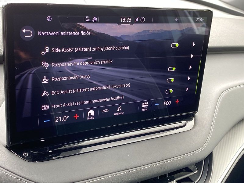 Škoda Enyaq (2022) iV 60 Sportline - fotka 19 z 38