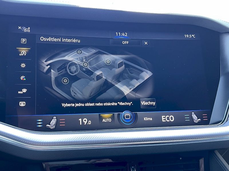 Volkswagen Touareg (2023) R-Line 3.0 TDI 210 kW V6 4Moti - fotka 18 z 35