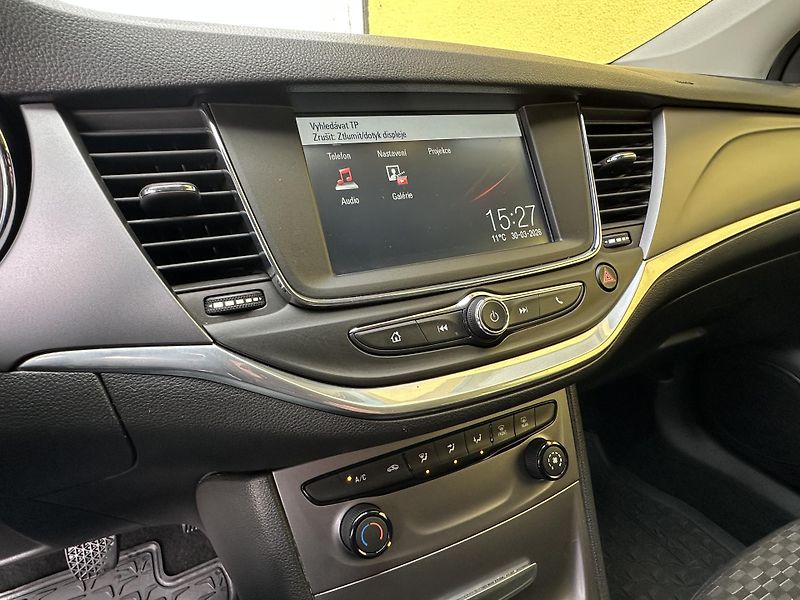 Opel Astra (2016) KOMBI 1.0/77kW 2.Maj. * TZ  - fotka 13 z 32