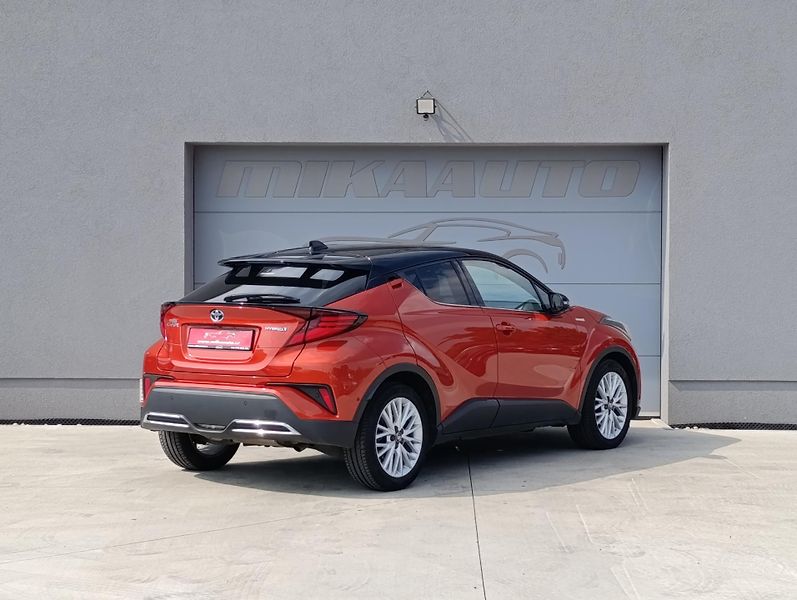 Toyota C-HR 2.0HEV PREMIERE ČR 1.MAJITEL - fotka 5 z 35