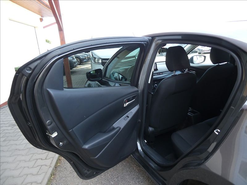 Mazda 2 1,5 Skyactiv 66kW,2xkola,NAVIG - fotka 22 z 59