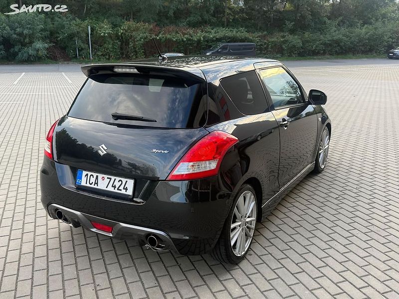 Suzuki Swift (2012) Sport, 1.6i, 100kw - fotka 5 z 18