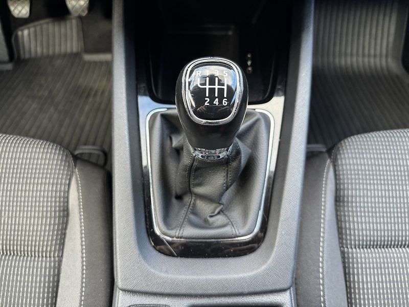Škoda Octavia (2020) 2.0TDi LED Digi Klima - fotka 10 z 50