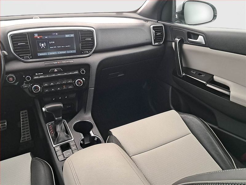Kia Sportage (2018) GT Line 1.6 T-GDI, 4X4 - fotka 7 z 18