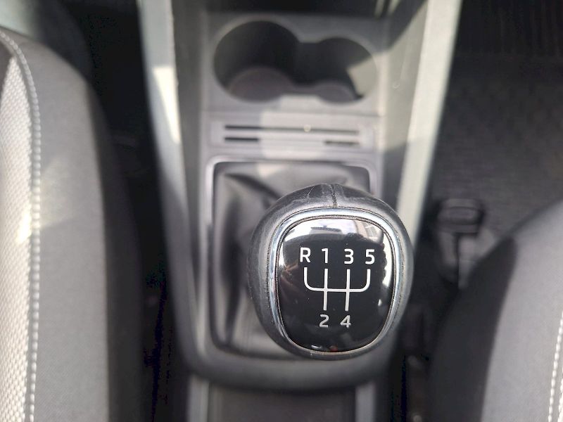 Škoda Fabia (2016) 1.2 TSI / 66kW / 5MP / Ambitio - fotka 18 z 30