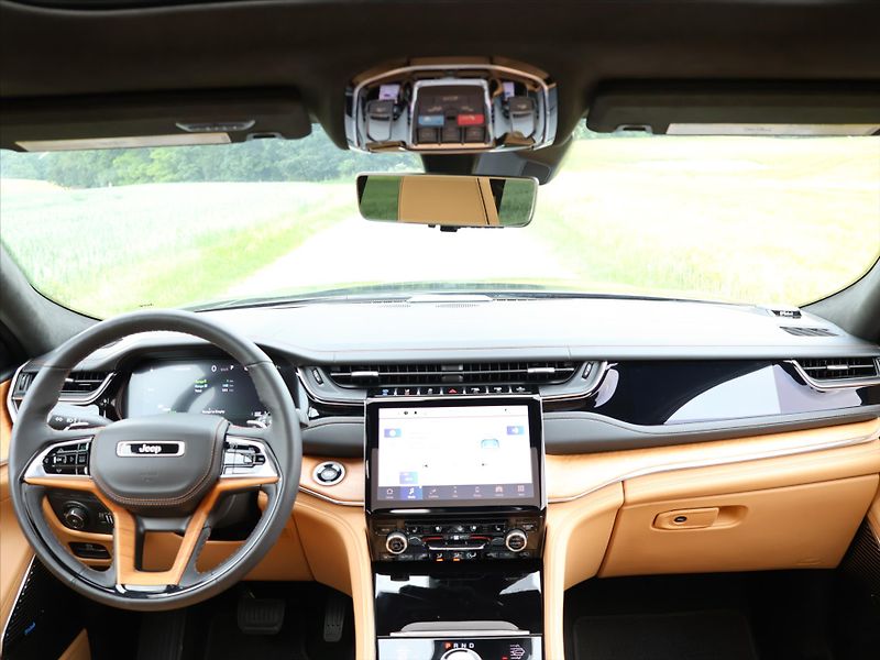 Jeep Grand Cherokee 2,0 4xe Summit Plug-In CZ DPH - fotka 40 z 90