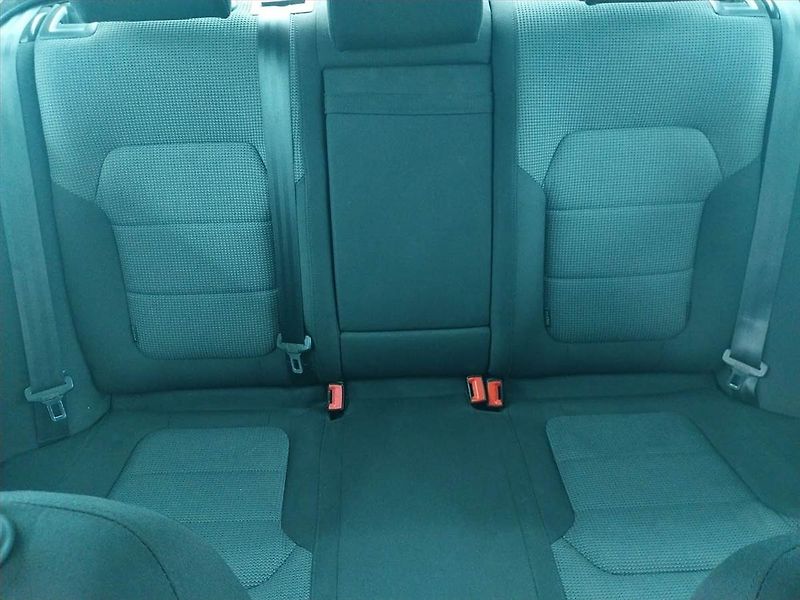 Volkswagen Passat (2011) Comfortline 1.8 TSI, po STK - fotka 10 z 18