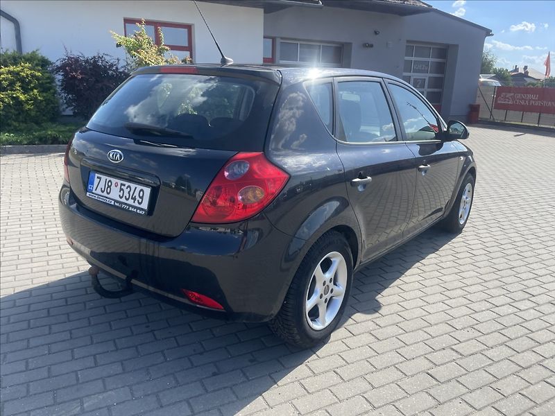 Kia Ceed 1,4 CVVT 80kW Tažné nová spojk - fotka 4 z 30