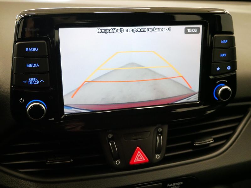 Hyundai i30 - fotka 19 z 23