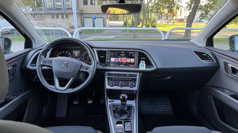 Seat Leon (2020) 1.majitel, ČR, Super stav! - fotka 8 z 20