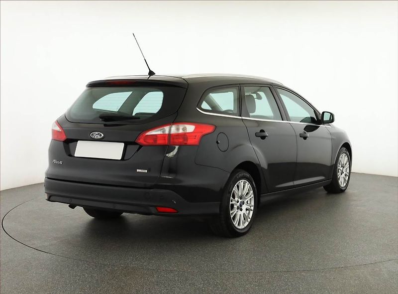 Ford Focus (2011) 1.6 TDCi, po STK - fotka 5 z 17