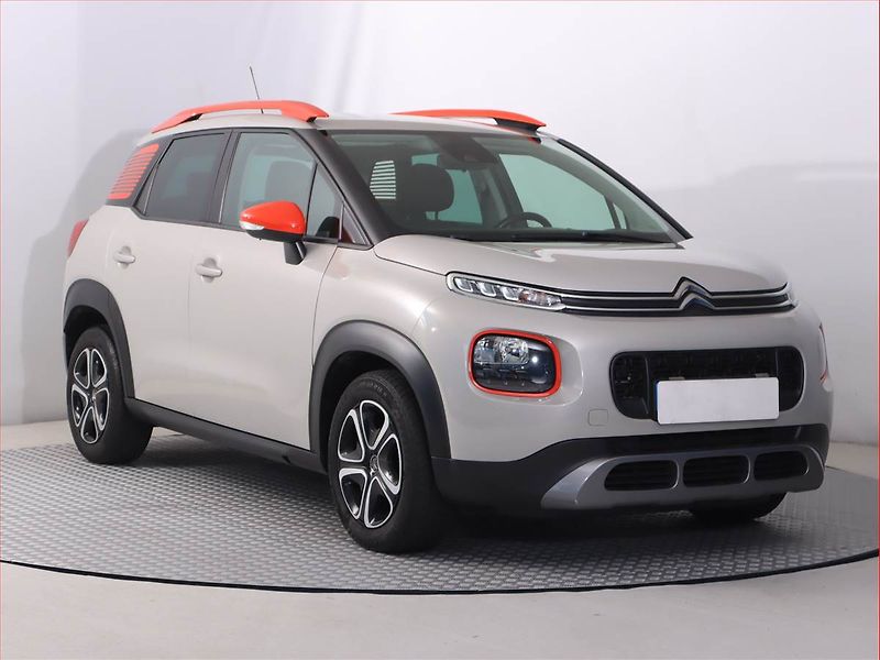 Citroën C3 Aircross (2019) Live 1.5 BlueHDi, Navi - fotka 1 z 17