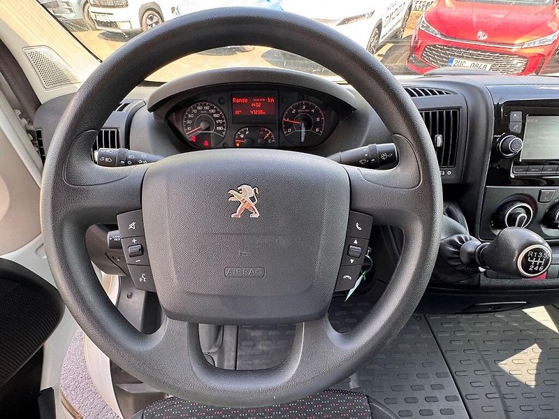 Peugeot Boxer (2021) L2H2 2.2 BlueHDI (140k) 6MT - fotka 13 z 20