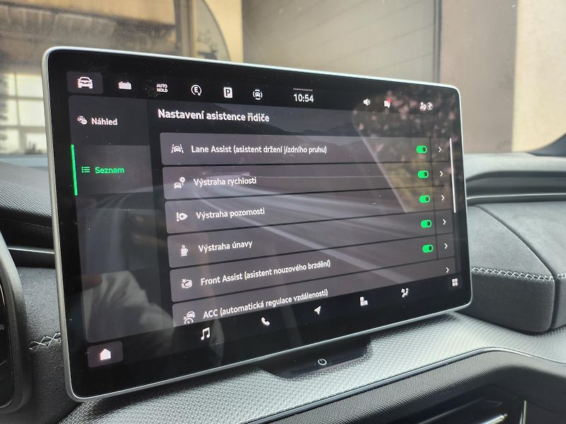 Škoda Kodiaq Sportline iV 1.5 TSI 150kw DSG - fotka 13 z 28