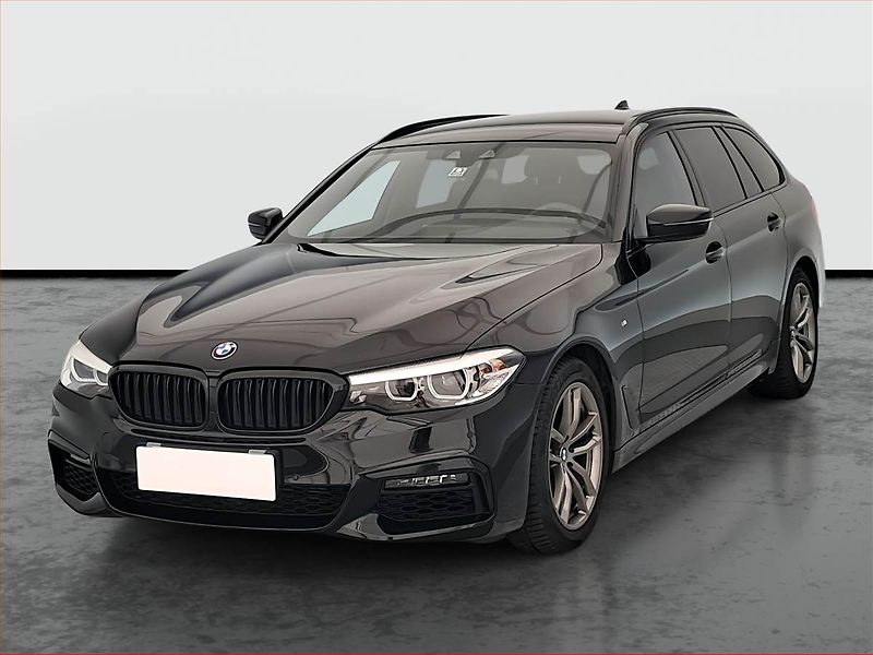 BMW Řada 5 (2018) M Sport 520d xDrive - fotka 2 z 17