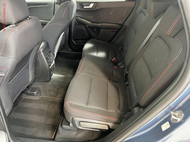 Ford Kuga (2020) 2.0 TDCi, ČR, ST-Line - fotka 10 z 20