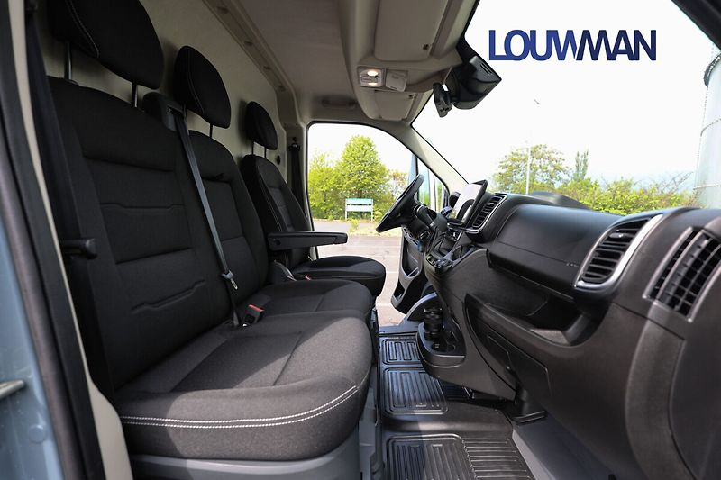 Toyota ProAce AT COMFORT EXECUTIVE - fotka 15 z 25