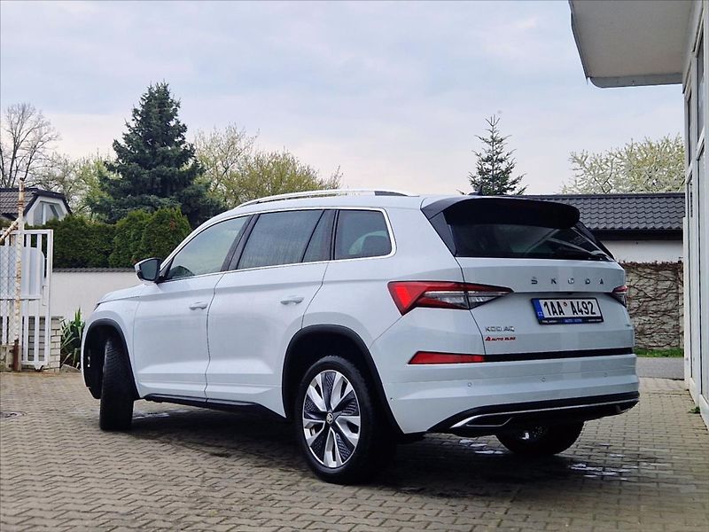 Škoda Kodiaq 2,0 TDI DSG L&K 4x4 TOP Stav - fotka 3 z 32