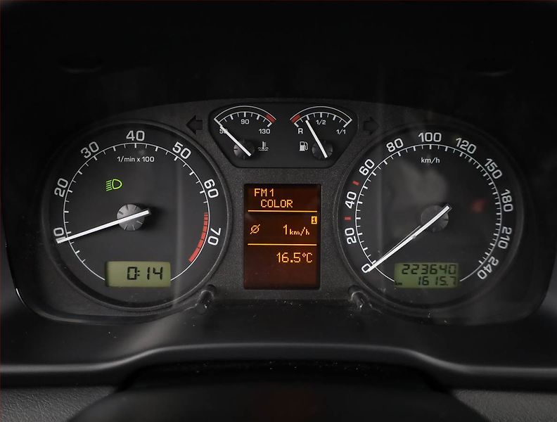 Škoda Octavia (2003) 1.6, nová STK, jezdí výborně - fotka 8 z 15