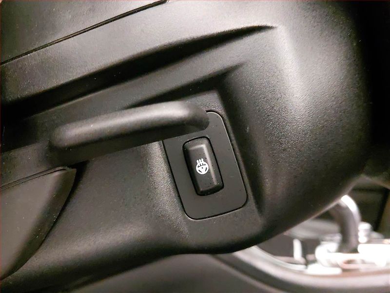 BMW Řada 5 (2015) 525d xDrive, 4X4, Automat - fotka 24 z 25